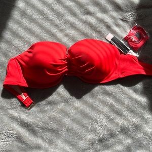 Victoria’s Secret Bandeau Bikini
